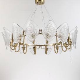 Fine Brass 14 Light Chandelier