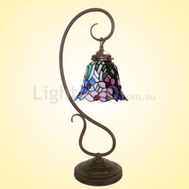 7 Inch Rural Stained Glass Table Lamp